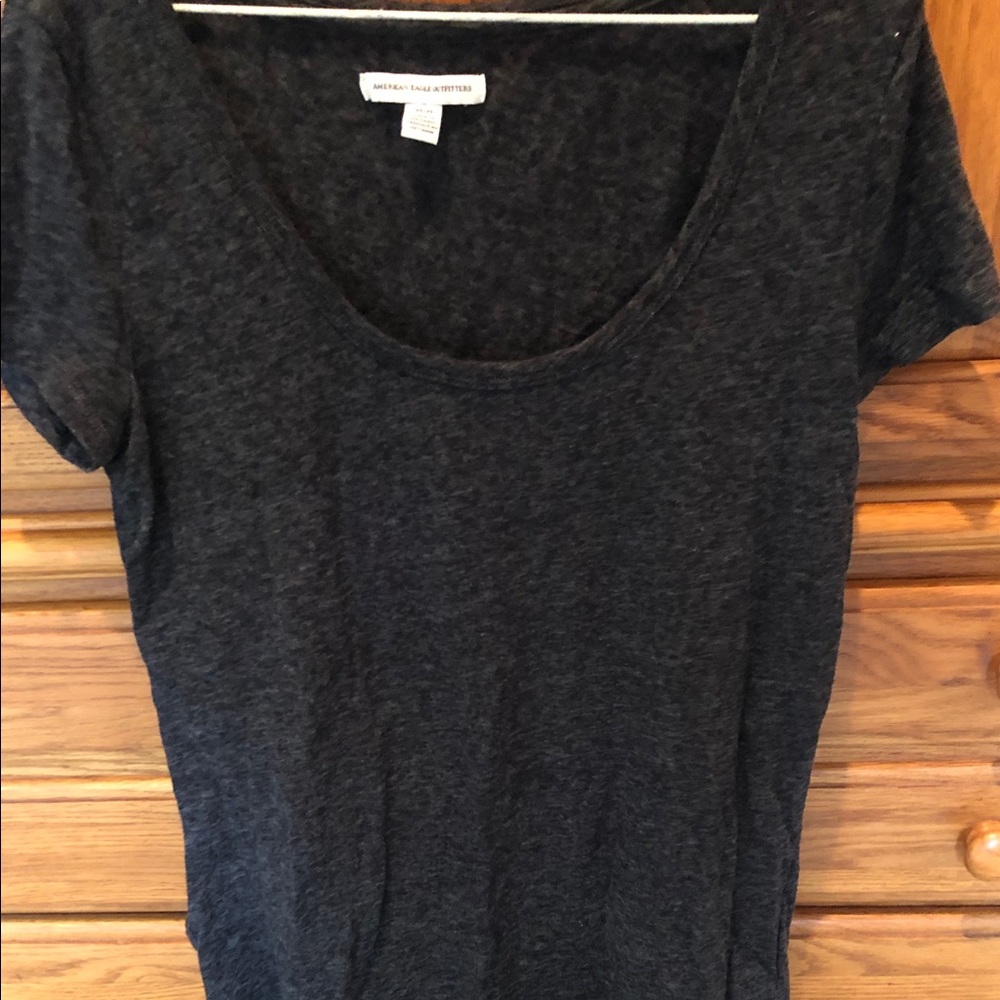 American Eagle scoop neck tee